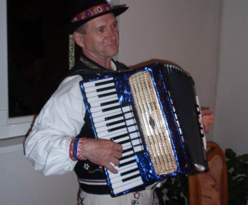 Stavanie Mája