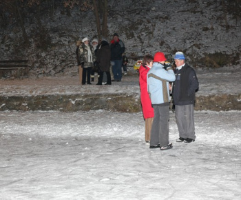 Karneval na ľade jasovského rybníka
