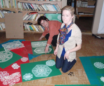 Miestne kultúrne stredisko pripravilo na máj 2012 krásnu výstavu