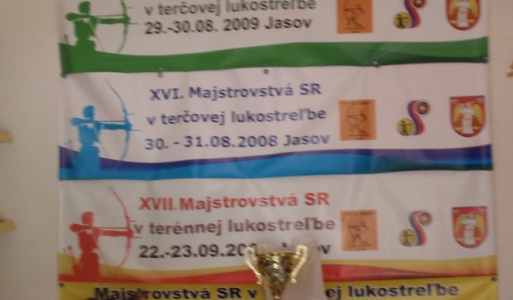 Naši lukostrelci sa činia 