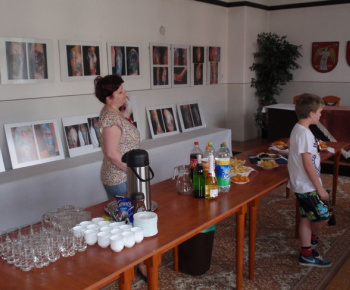 V Jasove vystavoval fotografie svojich diel Ladislav Hacel
