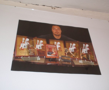 V Jasove vystavoval fotografie svojich diel Ladislav Hacel