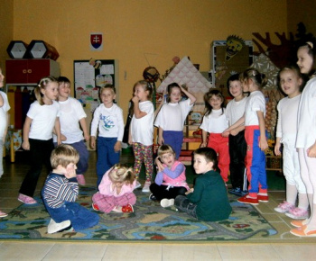 Október - Mesiac úcty k starším