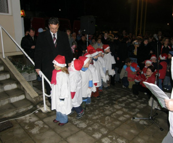 Vianočný jasovský stromček (7.12.2007)