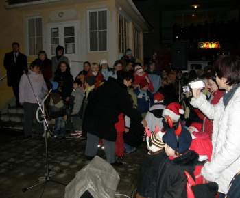 Vianočný jasovský stromček (7.12.2007)