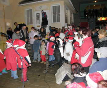 Vianočný jasovský stromček (7.12.2007)