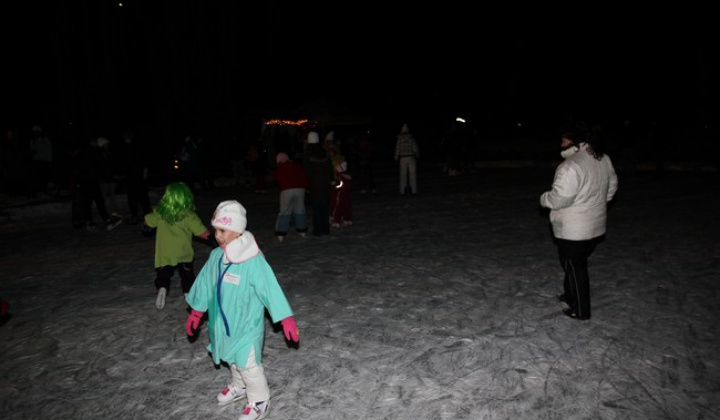 13. fotografia fotogalérie Karneval na ľade jasovského rybníka