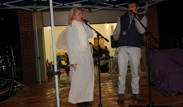 6. fotografia fotogalérie Jasovský vianočný stromček 2012