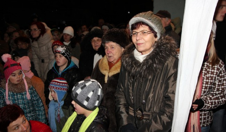 9. fotografia fotogalérie Jasovský vianočný stromček 2012