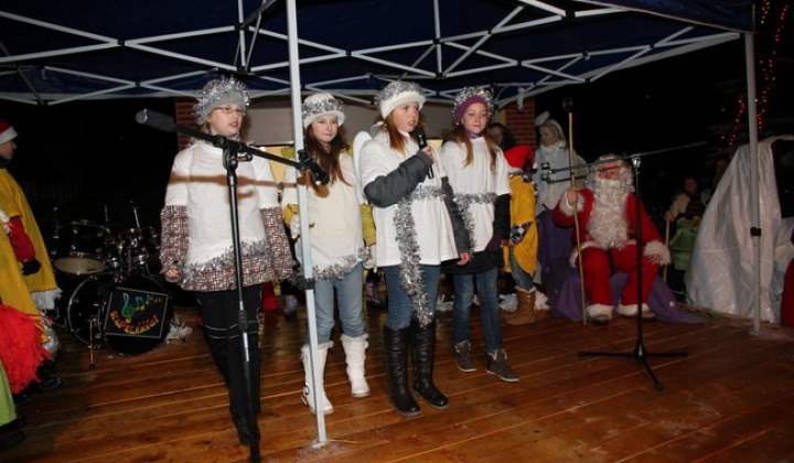 18. fotografia fotogalérie Jasovský vianočný stromček 2012