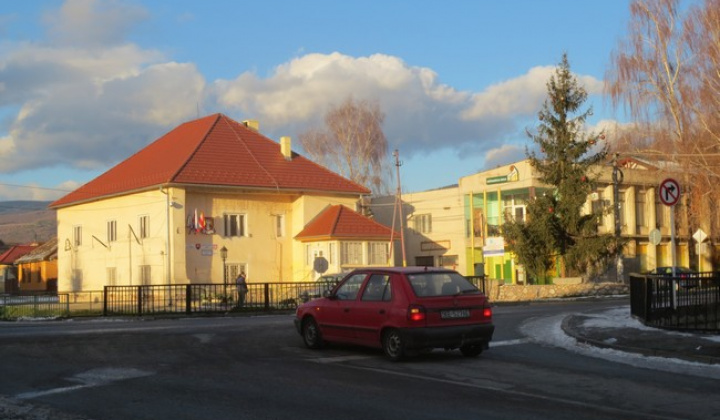 1. fotografia fotogalérie Jasovský vianočný stromček 2013