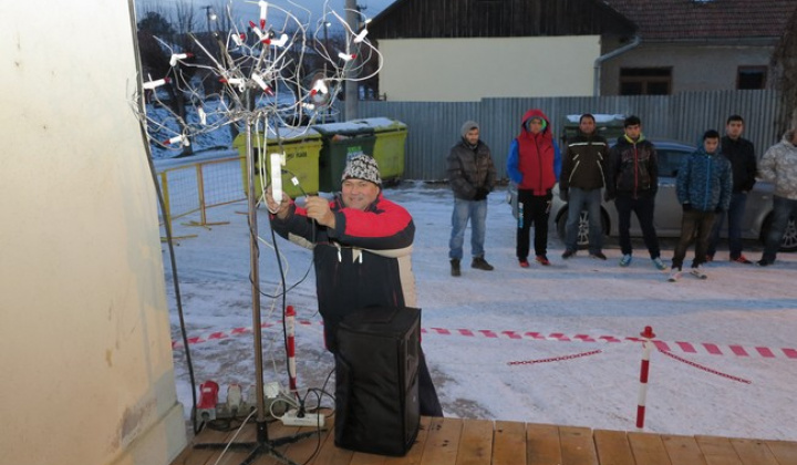2. fotografia fotogalérie Jasovský vianočný stromček 2013
