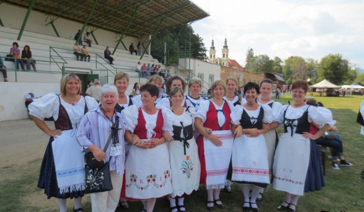 6. fotografia fotogalérie 9. Jasovské oslavy sa konali na futbalovom ihrisku s bohatým pro
