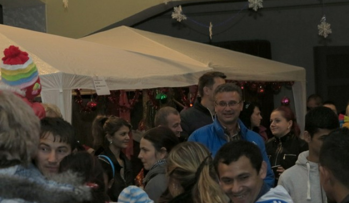 16. fotografia fotogalérie Jasovský vianočný stromček